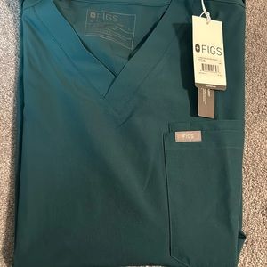 NWT figs scrub 2 pocket Fionlite top
